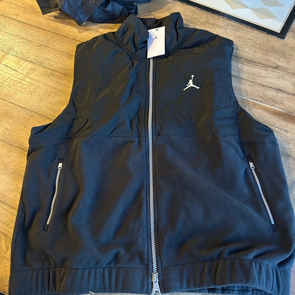Jordan Men's Black Vest